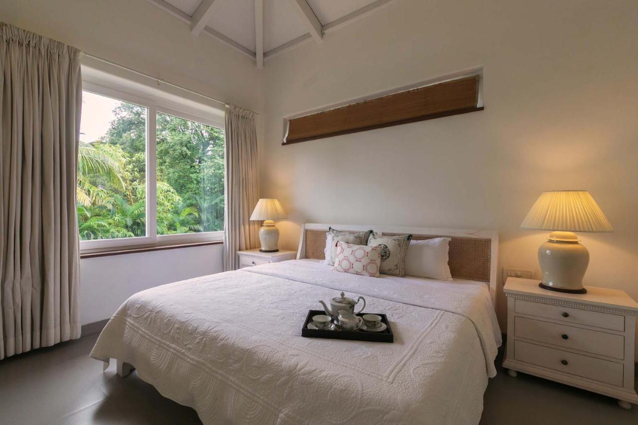 Hamptons Charm By Stayvista Luxury 5Br With Pool, Lawn & Table Tennis Alībāg Εξωτερικό φωτογραφία