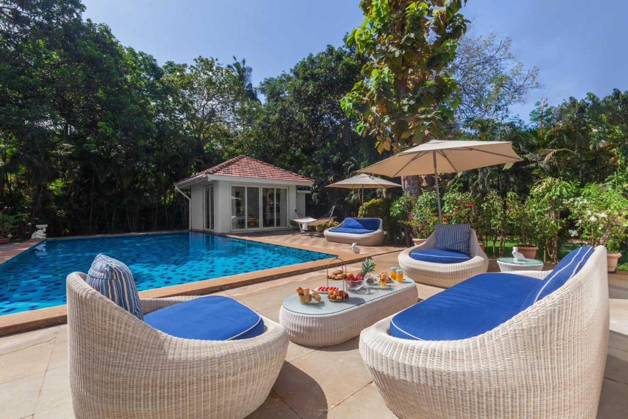 Hamptons Charm By Stayvista Luxury 5Br With Pool, Lawn & Table Tennis Alībāg Εξωτερικό φωτογραφία