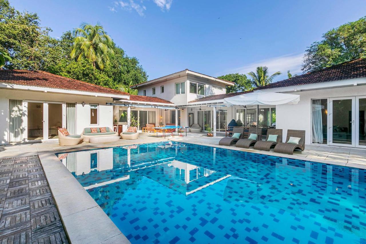 Hamptons Charm By Stayvista Luxury 5Br With Pool, Lawn & Table Tennis Alībāg Εξωτερικό φωτογραφία