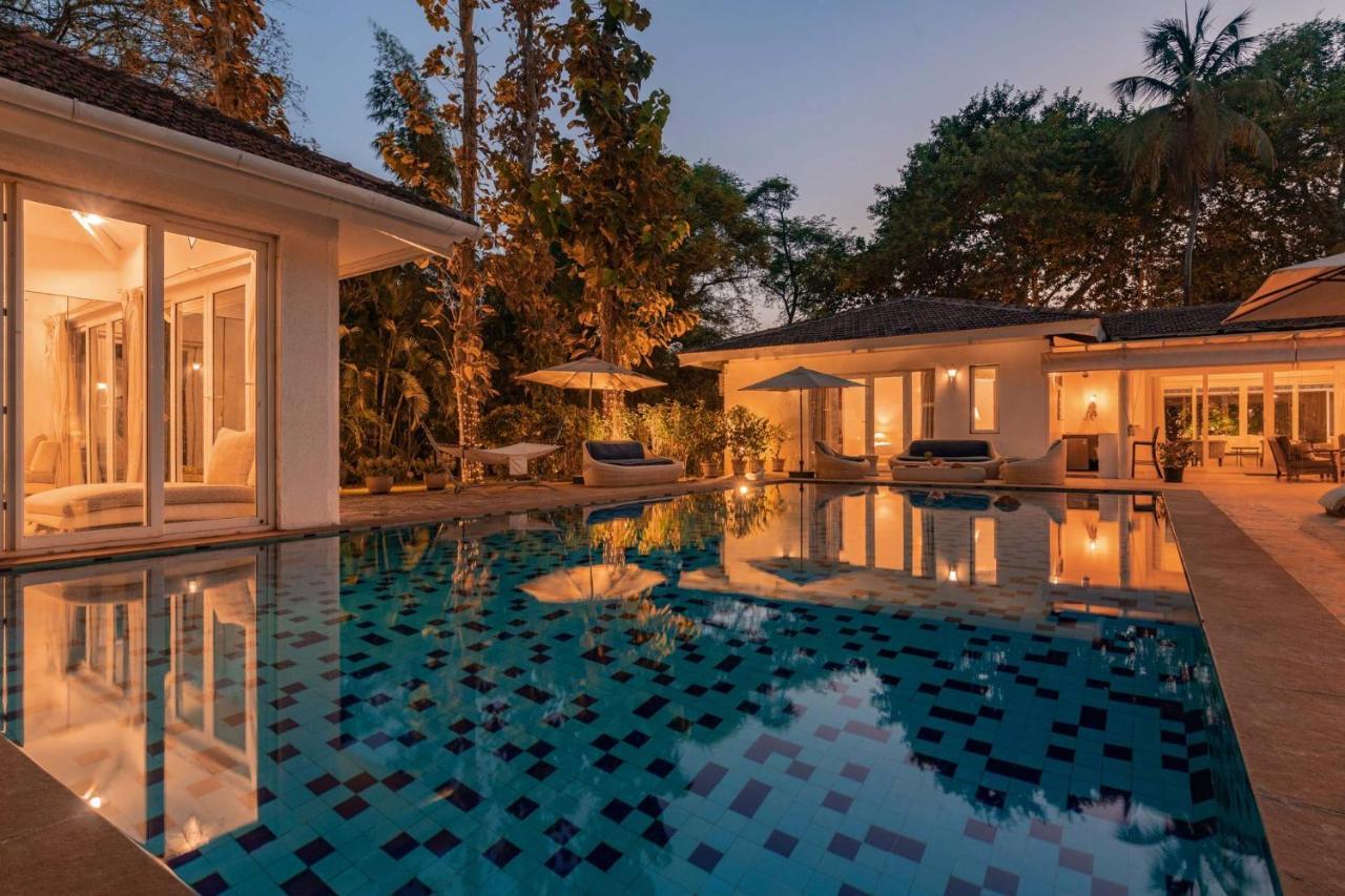 Hamptons Charm By Stayvista Luxury 5Br With Pool, Lawn & Table Tennis Alībāg Εξωτερικό φωτογραφία