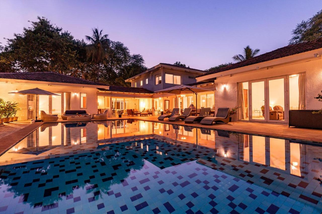 Hamptons Charm By Stayvista Luxury 5Br With Pool, Lawn & Table Tennis Alībāg Εξωτερικό φωτογραφία