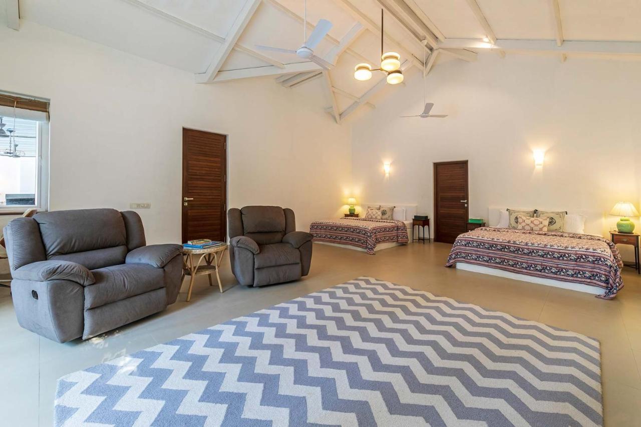 Hamptons Charm By Stayvista Luxury 5Br With Pool, Lawn & Table Tennis Alībāg Εξωτερικό φωτογραφία